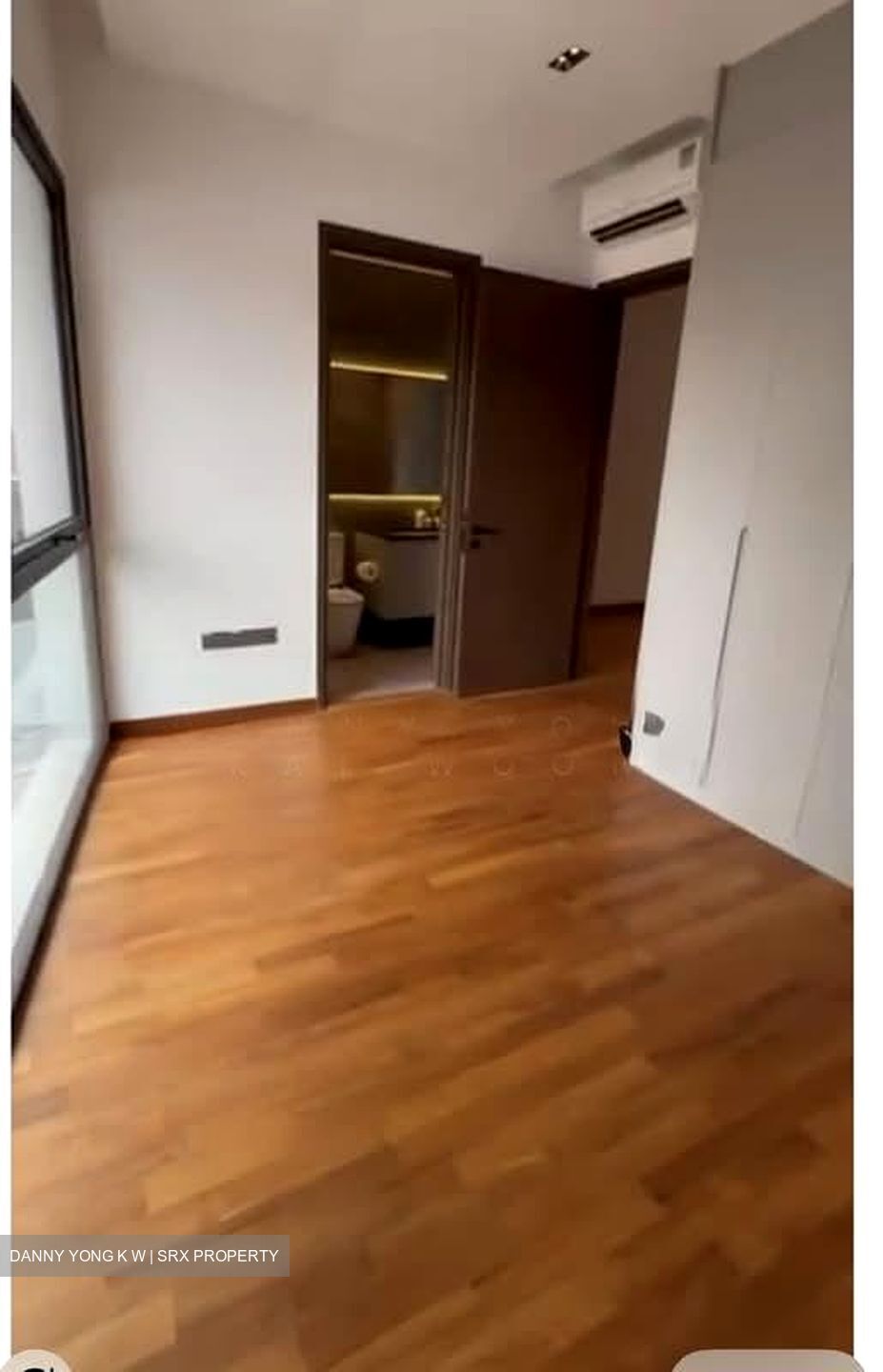 Joo Chiat Place (D15), Terrace #560034251